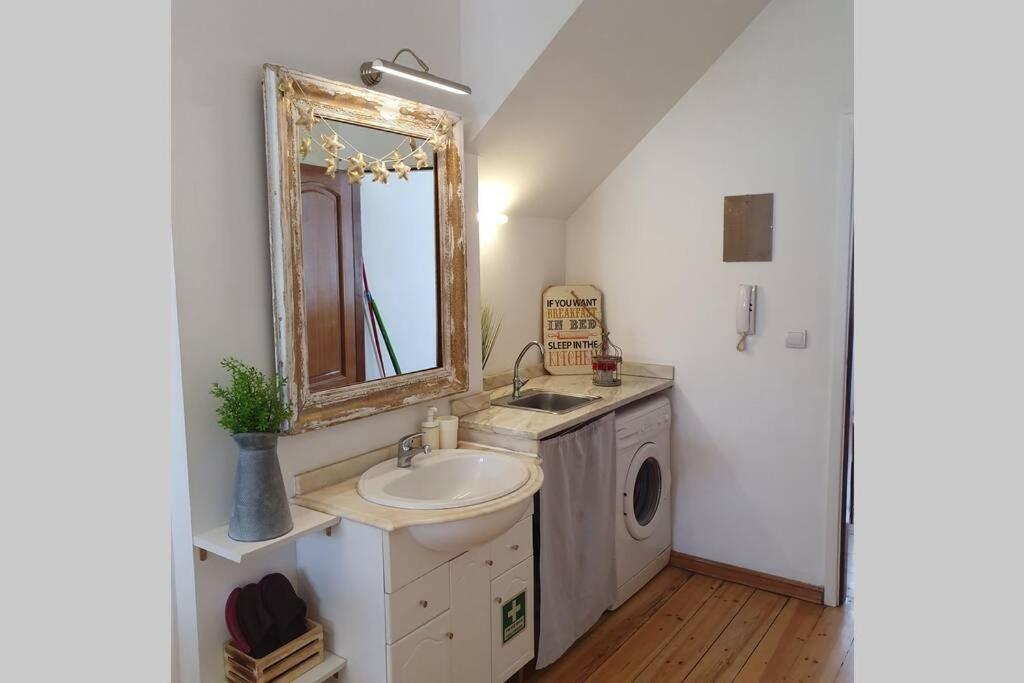 Charming Clerigos Apartamento